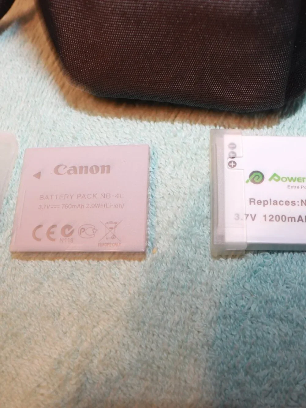 Canon PowerShot ELPH 300 HS 12.1MP Digital Camera - Black
